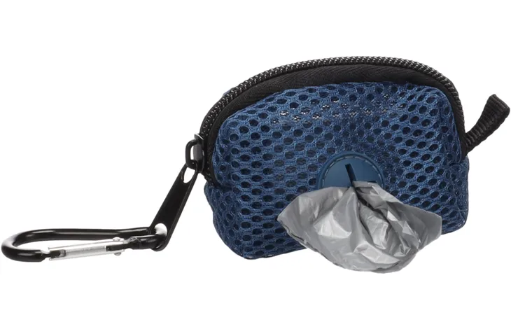 Kakkapussikotelo Misha Blue + 1 rulla – 9 × 4 × 4,5 cm